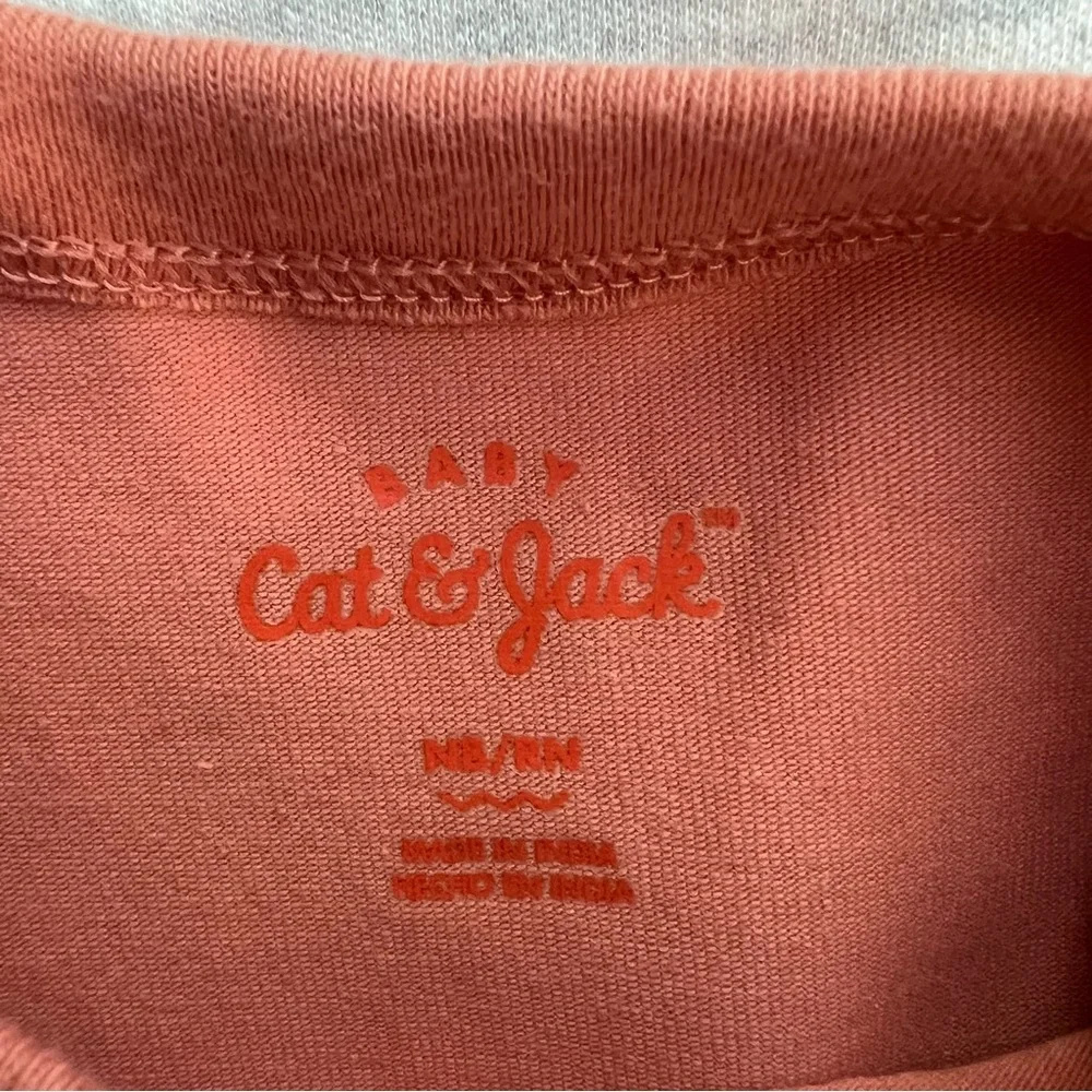Cat & Jack Size NB  Baby Boy Short Sleeve One Piece Romper & Baby  Footed Pajama